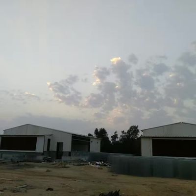 مزرعه دام پیش ساخته شده