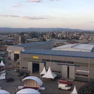 Q355B ساختمان های فولادی از پیش ساخته شده ساختمان های انبار فولادی از پیش ساخته شده ODM