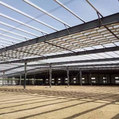 ساختمان انبار پنجره های PVC ساختمانی فولادی جوش شده انبار OEM