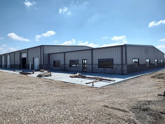 Q235B ساختمان ساختمانی فولادی از پیش ساخته شده گواهینامه SGS برای کارگاه