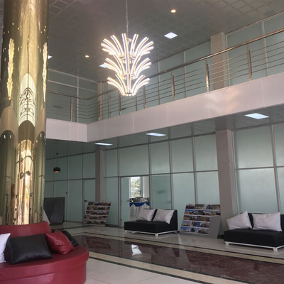 ساختمان کارگاه فولادی 50 ساله با جان پناه 2.3 متری و بار باد 150 کیلومتر در ساعت